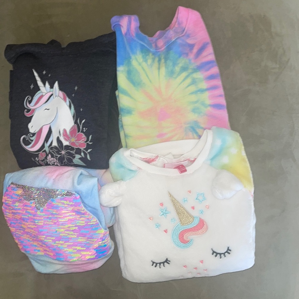 🛑SOLD🛑 4 Piece Girls Sweatshirt Bundle